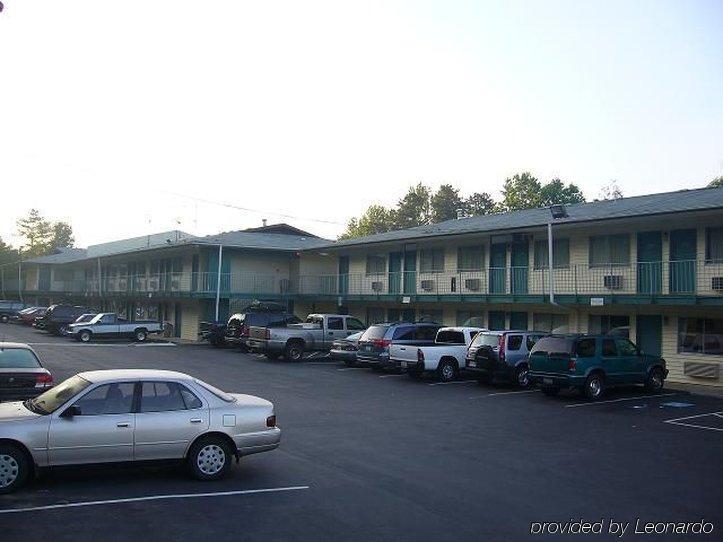 Royal Inn And Suites Charlotte Airport Bagian luar foto